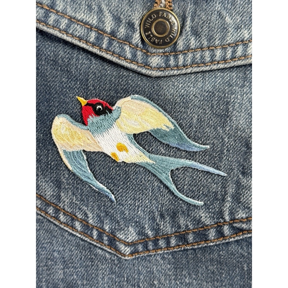 Wild Fable Denim Mini Skirt Womens 0 Distressed Sparrow Bird Embroidered Y2K